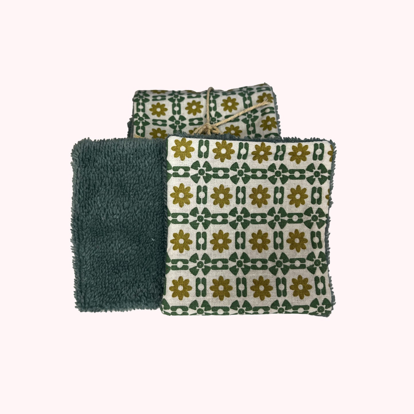 Lot de 10 cotons réutilisables fleuris verts